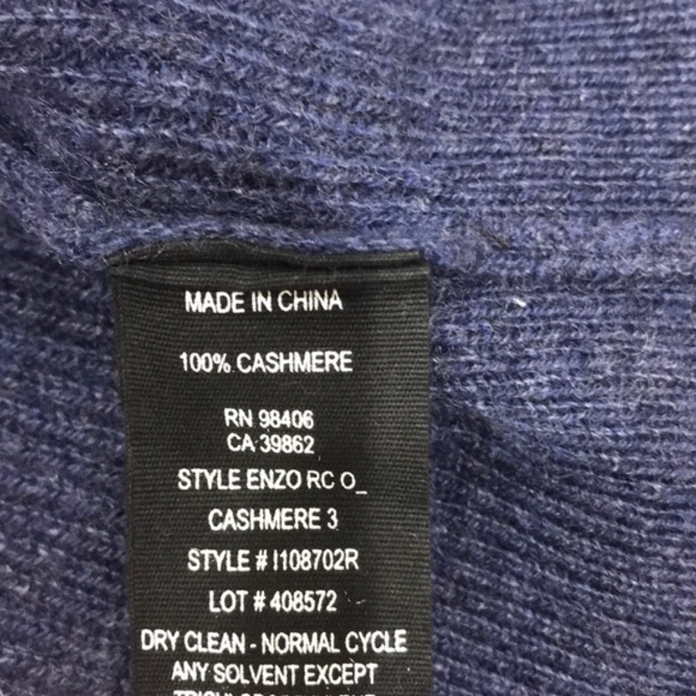 Theory Raglan Sweater in Ribbed Cashmere - Picture 5 of 5
